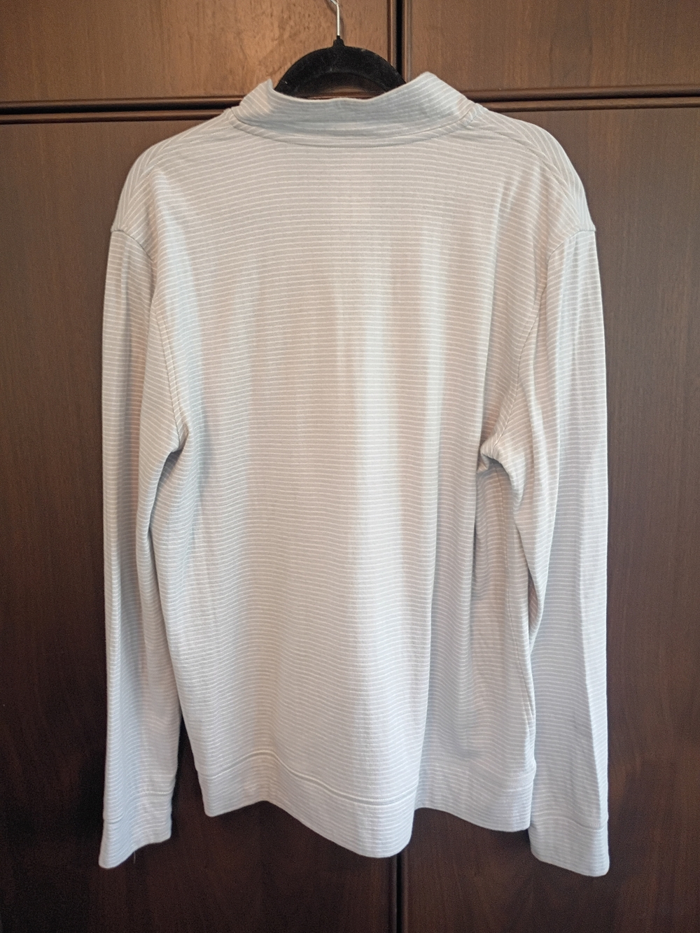 G.H. Bass & Co. Light Gray Striped Long Sleeve Mock Neck Shirt